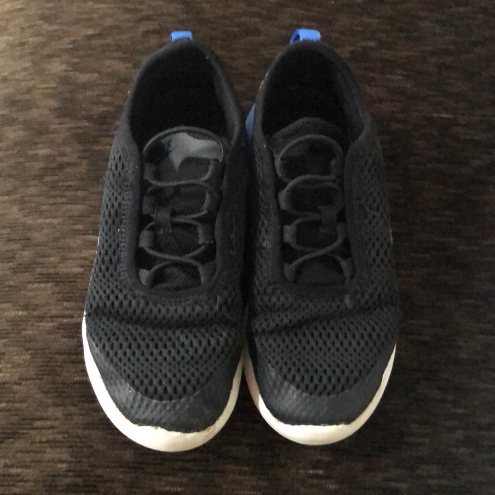 Boys Nike Tennis Shoes